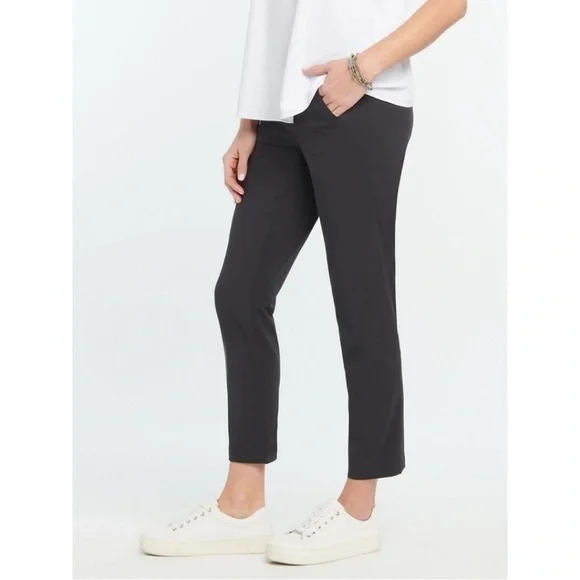 NIC + ZOE Tech Stretch Relaxed Ankle Pants Black Size 12 Slim Straight Leg - Picture 3 of 10